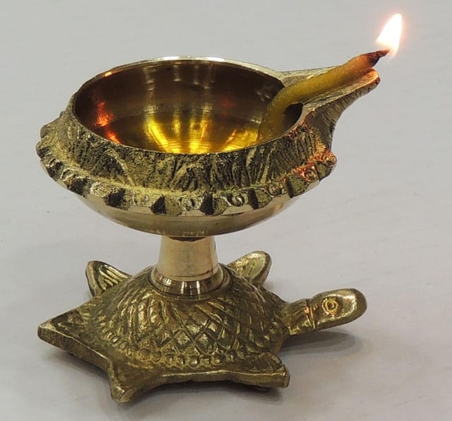 Brass Table Decor Oil Lamp Deepak On Tortoise  6 Pcs.) - 2.4*2.1*2 inch (Z141 C)