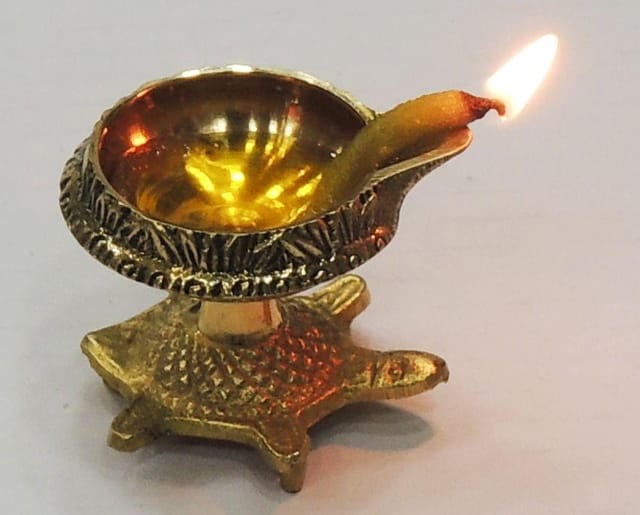 Brass Table Decor Oil Lamp Deepak On Tortoise  - 1.9*1.6*1.5 inch (Z141 A)