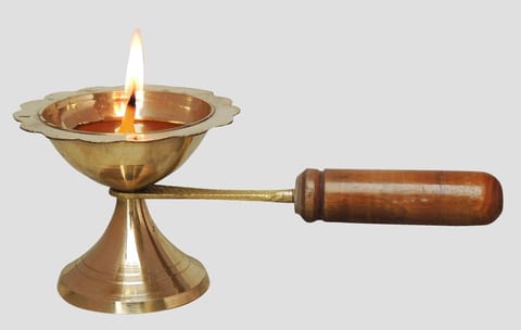 Brass Table Decor Oil Lamp Deepak With Wooden Handle- 6*2.8*2.3 inch (F627 C)