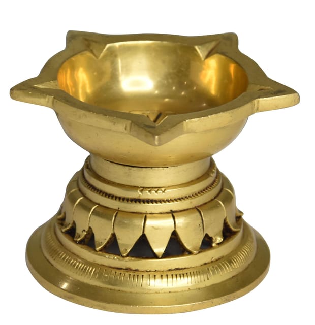 Brass Table Decor Panchmukhi Stand Deepak, Oil Lamp - 4*4*3 Inch (BS1503 D)