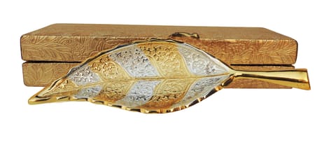 Brass Showpiece Neem Leaf Two Tone Diwali Gifting Item (B120)