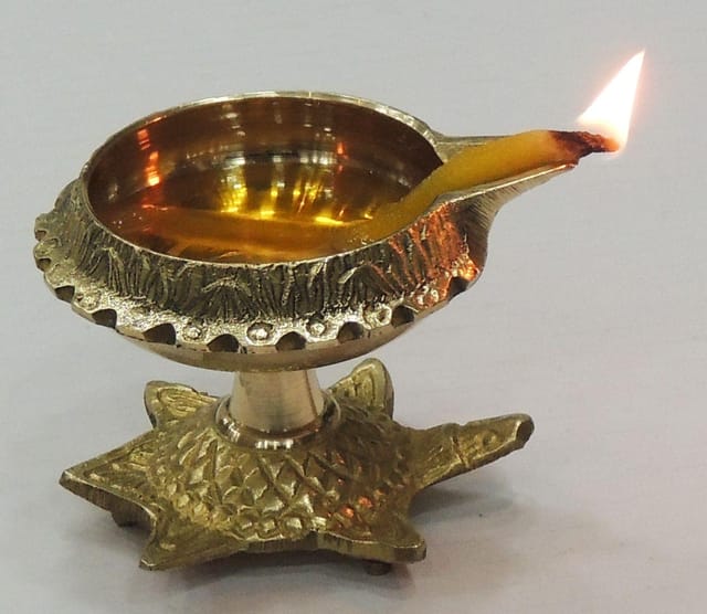 Brass Table Decor Oil Lamp Deepak On Tortoise   - 3*2.5*2.4 inch (Z141 D)