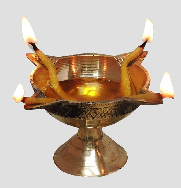 Brass Table Decor Oil Lamp Deepak 4 Wicks  - 2.3*2.3*1.7 inch (F633 C)