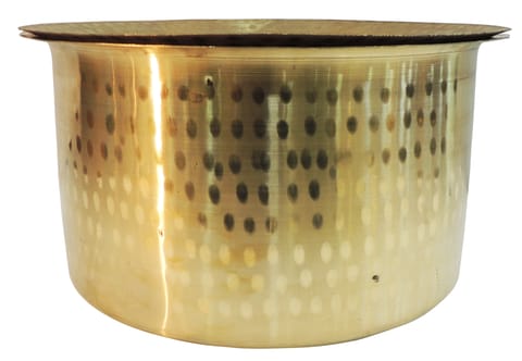 Brass Kitchen Purpose Bhagona With Lid, Capacity : 10.5 Liter - 13*13*7.2 Inch (Z637 K)