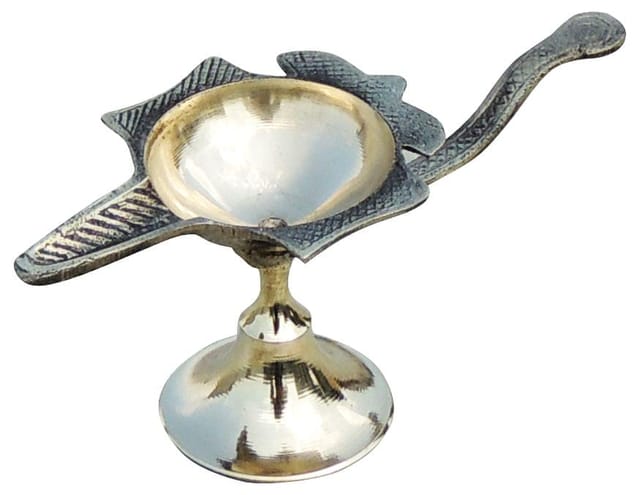 Mahabarat Deepak No. 3 - 5.3*2.3*2.3 inch (Z143 D)