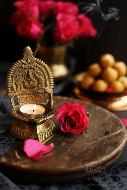 Kamakshi Deepak No. 16 - 2.6*2.6*4.1 inch (Z392 E)