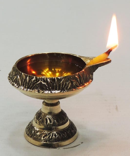 Stand Kuber Deepak No. 0  - 2.1*1.7*1.7 inch (Z194 B)