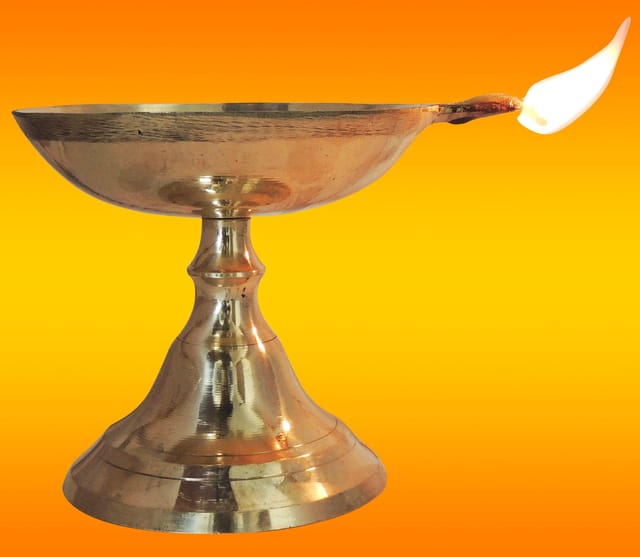 Brass Table Decor Panti Stand Deepak No. 3 - 6*5*4.5 Inch (F685 C)