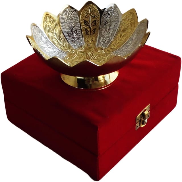 Brass Decorative Kamal Shape Bowl Platter (B066)