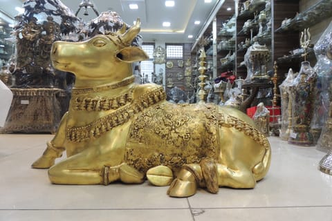 Brass Showpiece Nandi God Idol Statue - 34.5*13.5*22 Inch (BS1382 H)
