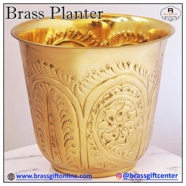 Brass planter Pot Gamala Diameter 8 Inch weight 440 gm (F655 D)