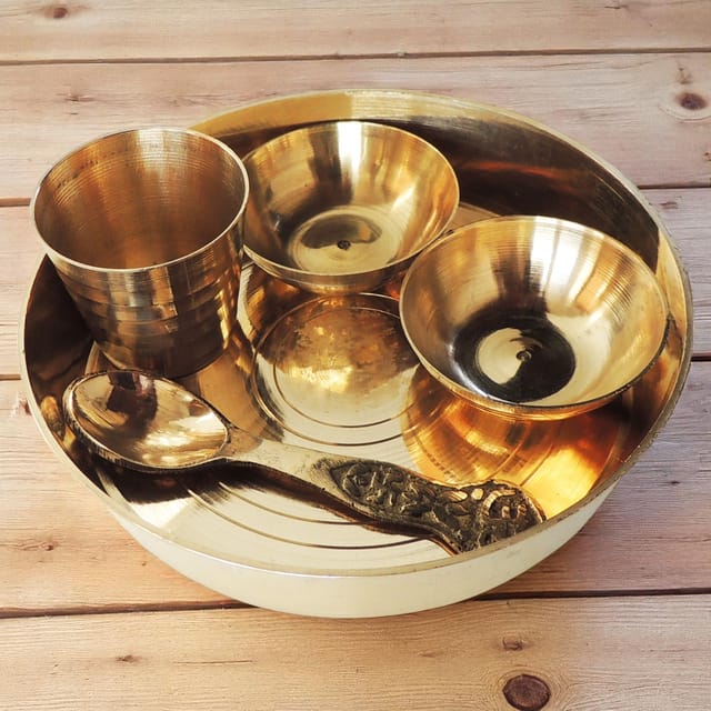 Brass Laddu Gopal Thali Set - 4*4*1.4 inch (Z460 F)