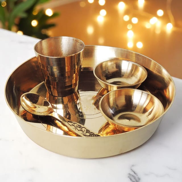 Brass Laddu Gopal Thali Set - 5*5*1.5 inch (Z460 G)