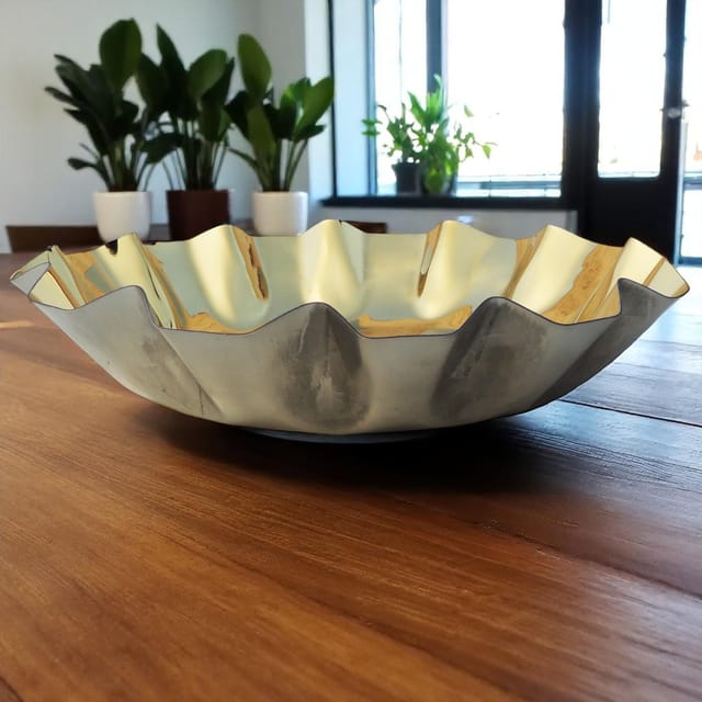 Steel Decorative Oval Tray, Diwali Gifting Item - 8.5*8.8*2 Inch (S107 D)