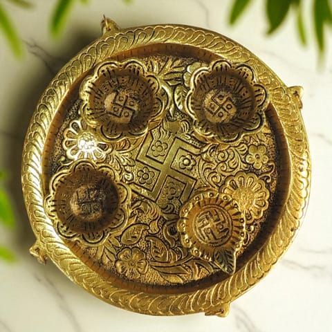 Aluminium Showpiece Puja Thali With Deepak - 5.5*5.5*1.5 Inch (AS505 G)