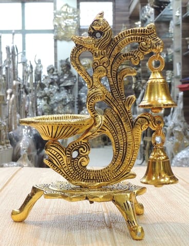 Aluminium Showpiece Deepak - 5.5*3.5*7 Inch (AS518 G)