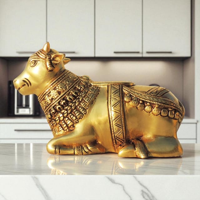 Brass Showpiece Nandi God Idol Statue - 9.5*3.5*5.5 Inch (BS1606 E)