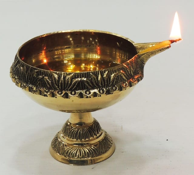 Stand Kuber Deepak No. 6 - 4.5*3.8*3.3 inch (Z194 H)