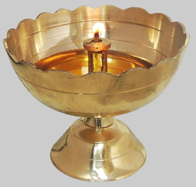 Kamal Deepak No. 5 - 3.4*3.4*2.5 inch (F635 F)