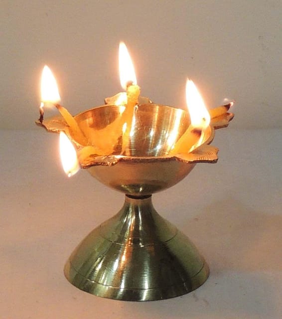 Panchmukhi Deepak No. 2  - 2.7*2.7*2 inch (Z292 D)