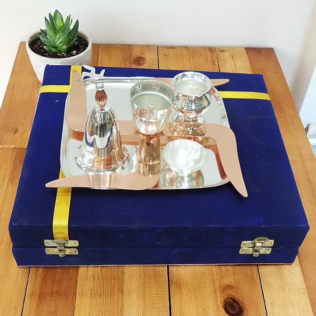 Brass Puja Thali Set With Valvet Box - 7.5*7.5*1 inch (B270)