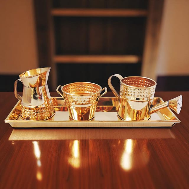 Brass Showpiece Garden Set With Brass Finish (Z430 C)