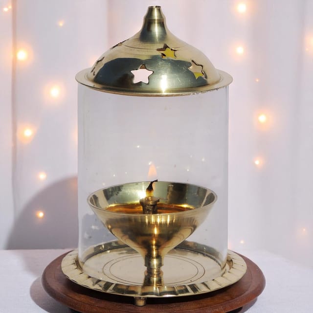 Brass Table Decor Oil Lamp Deepak With Chimney - 3.3*3.5*4.5 inch (Z014/5)