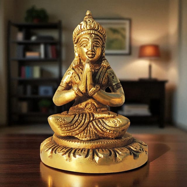 Brass Showpiece Parvati Ji God Idol Statue - 2.7*2.7*4 Inch (BS872 E)