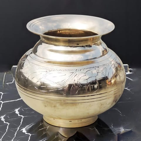 Brass Lota - 5.6*5.6*5 Inch No. 12, 1 Liter  (Z153 F)
