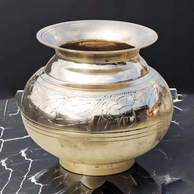 Brass Lota - 5.6*5.6*5 Inch No. 12, 1 Liter  (Z153 F)