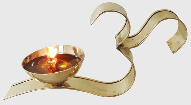 Om Fancy Deepak No. 4- 8*4.6*4 inch (Z489 D)