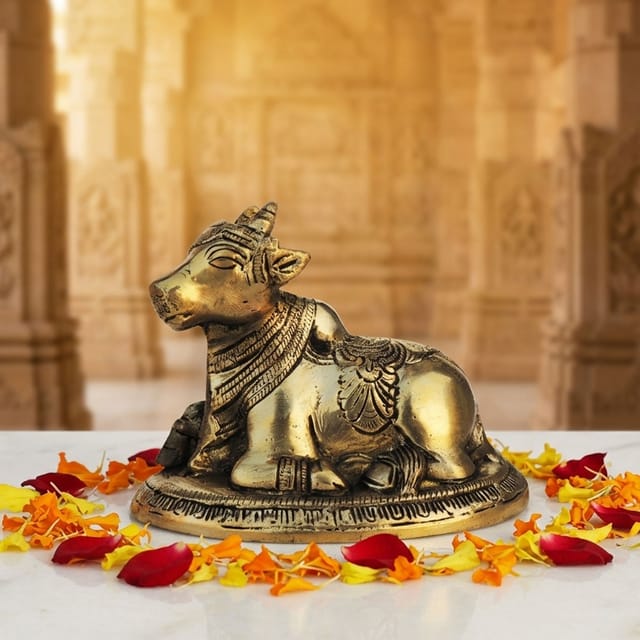 Brass Showpiece Nandi Statue  - 5.5*3*4 Inch (BS1291 G)