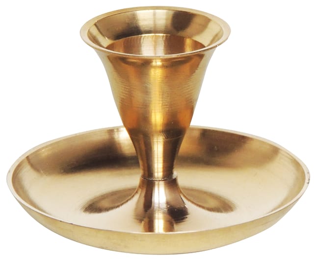 Brass Candle Stand - 2*2*2 Inch (Z510 C)