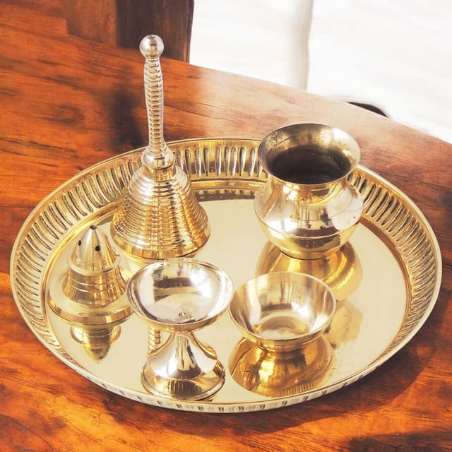 Puja Plate- 8*8*0.5 inch (Z322 A)