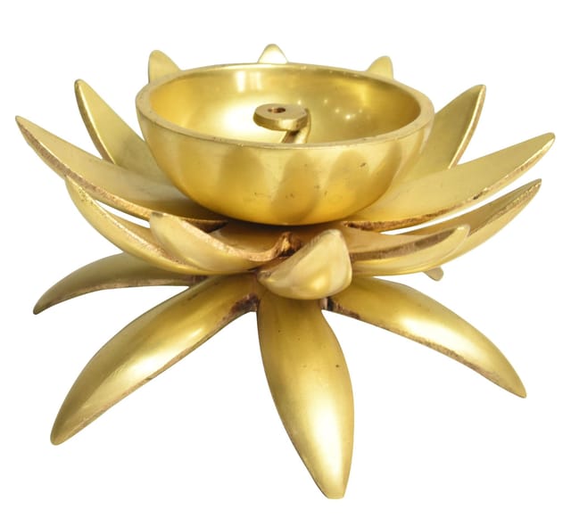 Brass Table Decor Kamal Deepak, Oil Lamp - 5.5*5.5*3 Inch (BS1503 A)